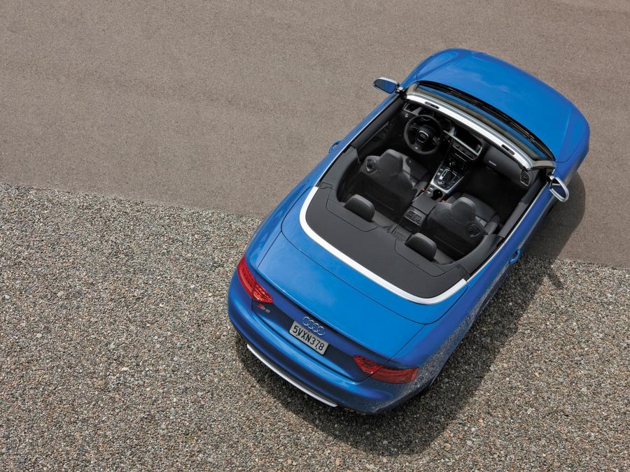  Audi S5 Cabriolet 2009 года  (NA) (фото 3 из 7)
